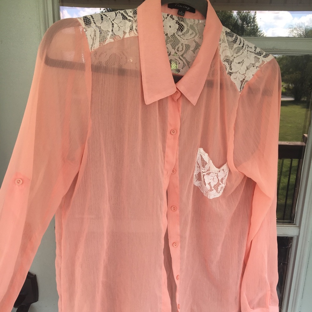 Timing Blouse